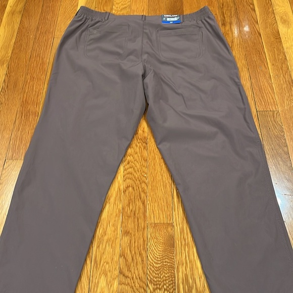 Women’s Brand New W/Tag KIRKLAND Signature Ankle Pants. Lightweight Size 10 - Picture 4 of 10